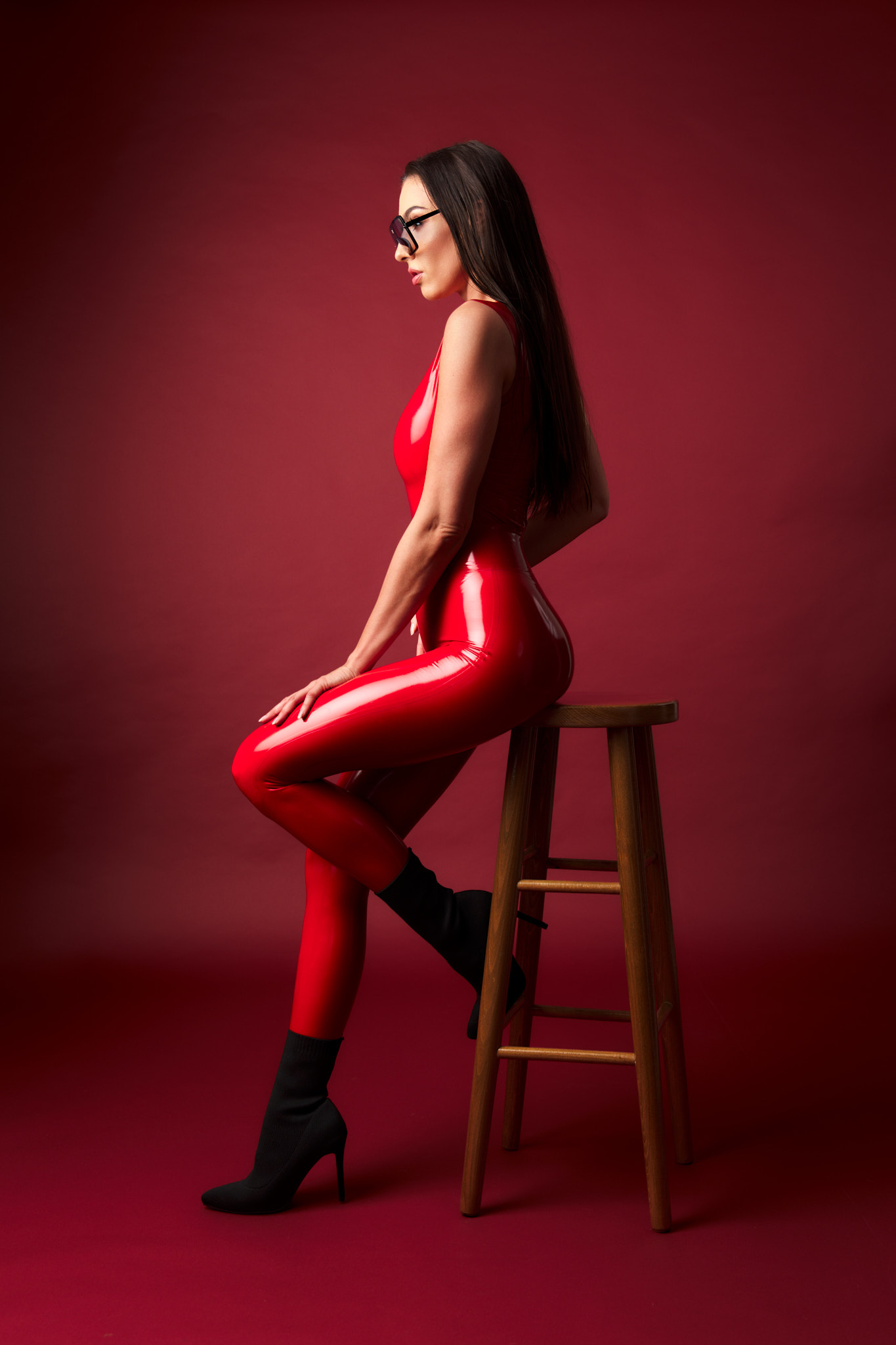 Monochromatische Fashion-Fotografie Rot auf Rot Werbekampagne