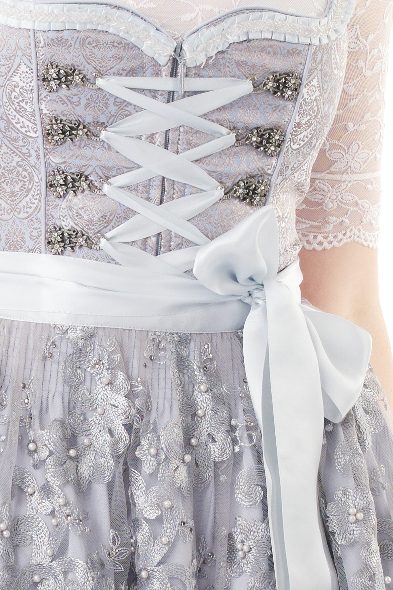 ecommerce Dirndl Silber Grau Fotos für Onlineshop closeup